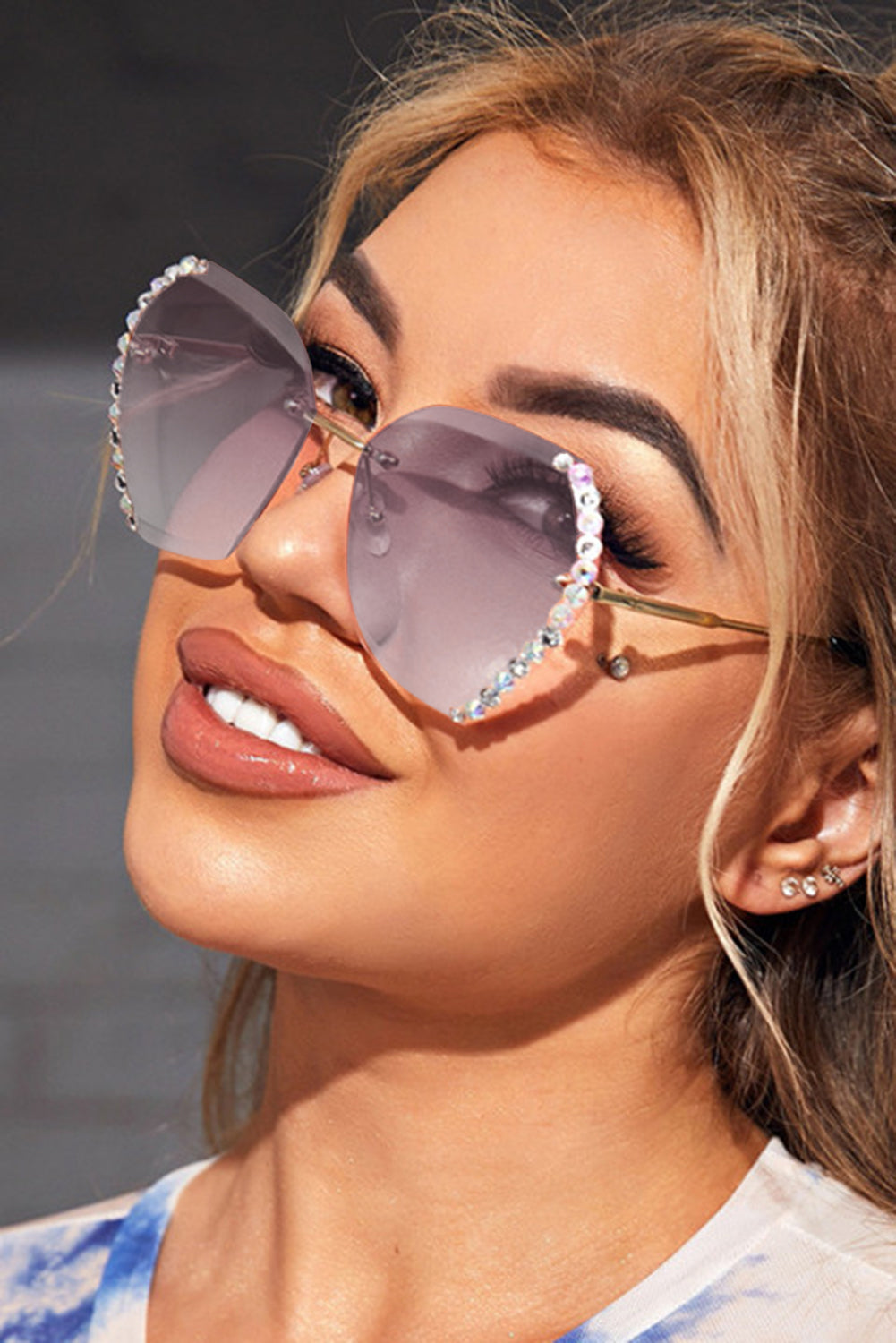 Gray Rhinestone Trim Rimless Sunglasses